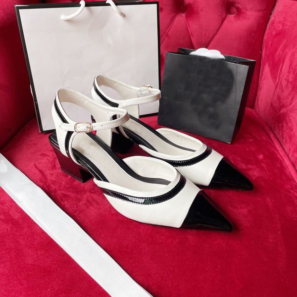 aaaaa+ women mules c slippers sandals pearls sliders stuffies lambskin black white flat slippers ladies beach rubber flip flops with box 007
aaaaa+ women mules c slippers sandals pearls sliders stuffies lambskin black white flat slippers ladies beach rubber flip flops with box 007