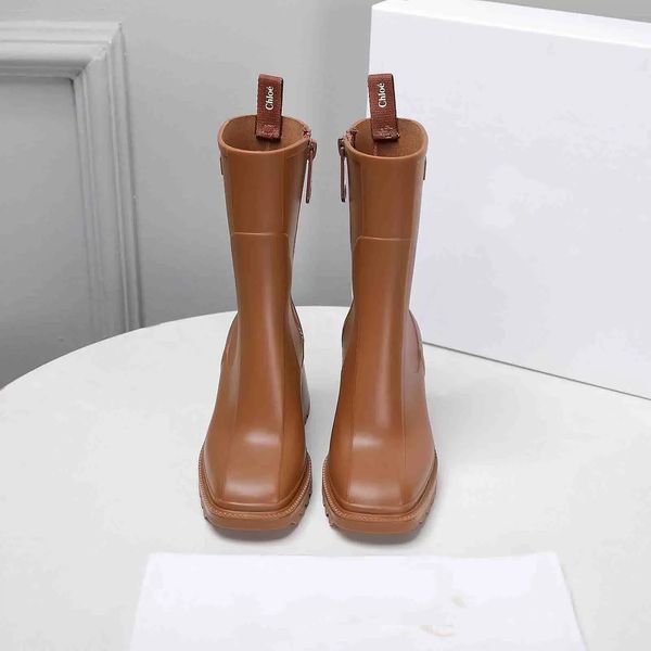women shoes luxury designer lady short boots ankle booties platform soled boot black genuine leather mid heel shoe eu35-42 with box
women shoes luxury designer lady short boots ankle booties platform soled boot black genuine leather mid heel shoe eu35-42 with box