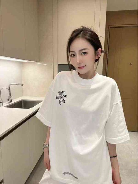 designer latest fashion trendy brand men's t-shirts women's factory online export 2022 ch22ss spring summer new short sleeve t-shi, White;black
designer latest fashion trendy brand men's t-shirts women's factory online export 2022 ch22ss spring summer new short sleeve t-shi, White;black
