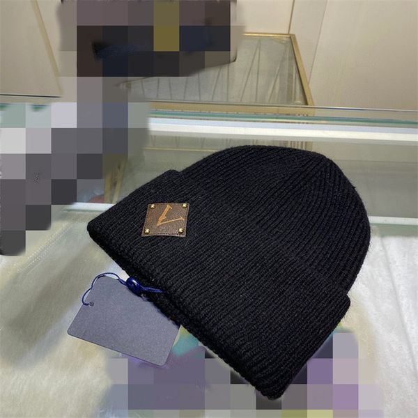 2022 designer skull caps fashion breathable warm woof beanie cap good texture hat for man woman 9 colors high-quality hat, Blue;gray
2022 designer skull caps fashion breathable warm woof beanie cap good texture hat for man woman 9 colors high-quality hat, Blue;gray