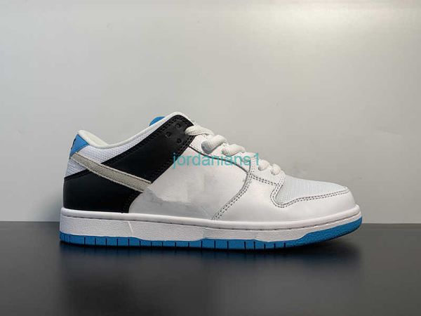 high a+++ quality skateboard shoes duks low laser blue color white/laser blue-black leisure shoes sneakers ship shoebox
high a+++ quality skateboard shoes duks low laser blue color white/laser blue-black leisure shoes sneakers ship shoebox