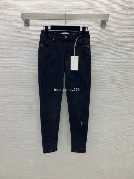 women's jeans hardware accessories button trouser leg small pattern precision embroidery elastic cropped jeans, Blue
women's jeans hardware accessories button trouser leg small pattern precision embroidery elastic cropped jeans, Blue
