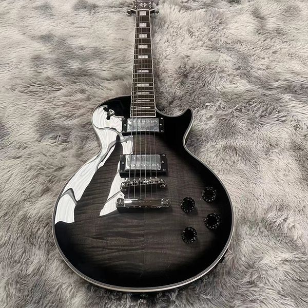 the famous electric guitar, with cold black and gray lines, is made of solid wood, timbre is perfect more moving
the famous electric guitar, with cold black and gray lines, is made of solid wood, timbre is perfect more moving