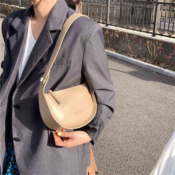 2022 new casual women's shoulder bag soft pu leather women handbags designer semicircle saddle crossbody bag sac g220517
2022 new casual women's shoulder bag soft pu leather women handbags designer semicircle saddle crossbody bag sac g220517