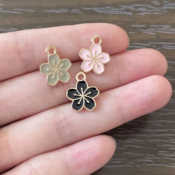 50pcs wholesale diy jewelry making charm sweet cherry blossom flower charms japanese sakura charm for pendant necklace earrings bracelet, Bronze;silver
50pcs wholesale diy jewelry making charm sweet cherry blossom flower charms japanese sakura charm for pendant necklace earrings bracelet, Bronze;silver