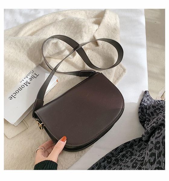 evening bags 2022 fashion shoulder for women casual crossbody pu leather solid color simple handbags women's bag
evening bags 2022 fashion shoulder for women casual crossbody pu leather solid color simple handbags women's bag