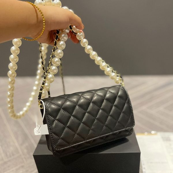 classic mini flap ghw pearl bags double chain wallet lambskin gold metal hardware matelasse crossbody card holder multi pochette designer ha
classic mini flap ghw pearl bags double chain wallet lambskin gold metal hardware matelasse crossbody card holder multi pochette designer ha