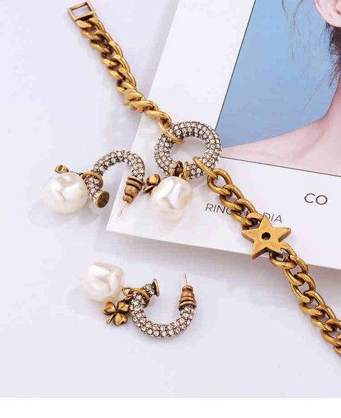 2022 factory wholesale new pearl earrings feminine advanced sense versatile necklace autumn and winter exquisite cool bracelet, Golden
2022 factory wholesale new pearl earrings feminine advanced sense versatile necklace autumn and winter exquisite cool bracelet, Golden