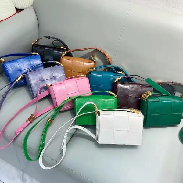 new woven square chest bag genuine leather allmatch waist bag tofu shaped designer handbag weave tote crossbody luxury handbags small bags f
new woven square chest bag genuine leather allmatch waist bag tofu shaped designer handbag weave tote crossbody luxury handbags small bags f