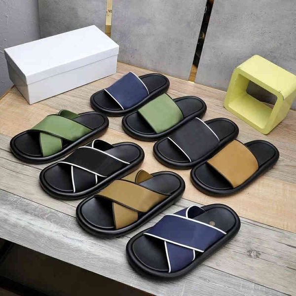slippers male original with box cloth bag size 35-46 mens sandals beach flip flops shoes for men leather -men rug7, Black
slippers male original with box cloth bag size 35-46 mens sandals beach flip flops shoes for men leather -men rug7, Black