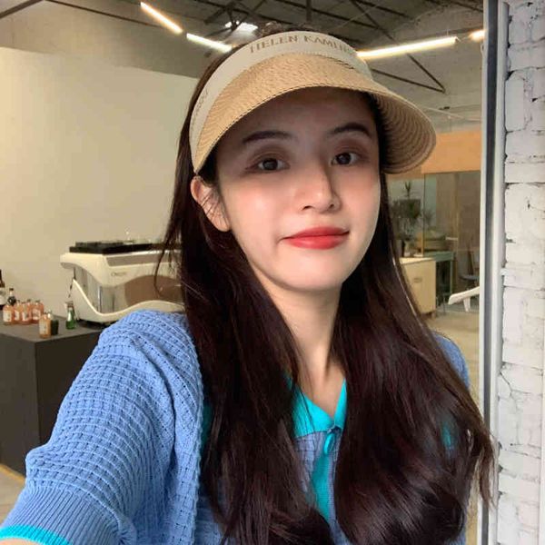 hats korean version ins straw duck tongue empty hat women's spring and summer beach holiday sun protection shade no hairb, Blue;gray
hats korean version ins straw duck tongue empty hat women's spring and summer beach holiday sun protection shade no hairb, Blue;gray