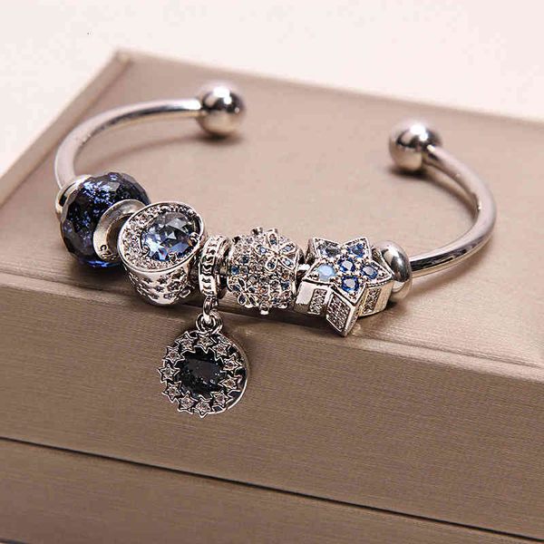 bracelets pan family style fashion light luxury blue star moon transfer bead female ins minority design open girl friend, Golden;silver
bracelets pan family style fashion light luxury blue star moon transfer bead female ins minority design open girl friend, Golden;silver