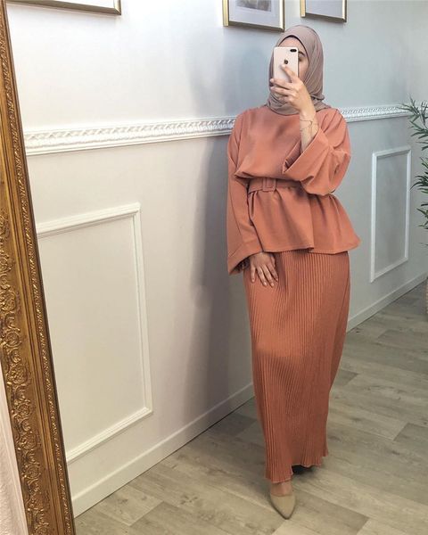 elegant two pieces muslim high demand blackout islamic sets women's abaya long stretch two pieces prayer abayas f2798, White
elegant two pieces muslim high demand blackout islamic sets women's abaya long stretch two pieces prayer abayas f2798, White