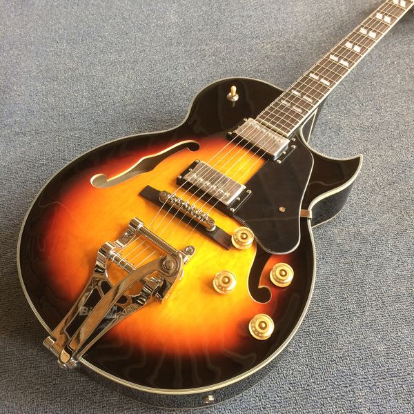 jazz hollow body electric guitar, rosewood fingerboard, 2 f holes, tremolo system2022
jazz hollow body electric guitar, rosewood fingerboard, 2 f holes, tremolo system2022