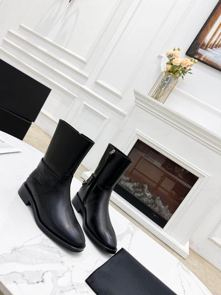 martin booties boot designer boots sneake real genuine leather chain low heel comfortable logo thigh-high fashionable silk sheepskin lining, Black
martin booties boot designer boots sneake real genuine leather chain low heel comfortable logo thigh-high fashionable silk sheepskin lining, Black