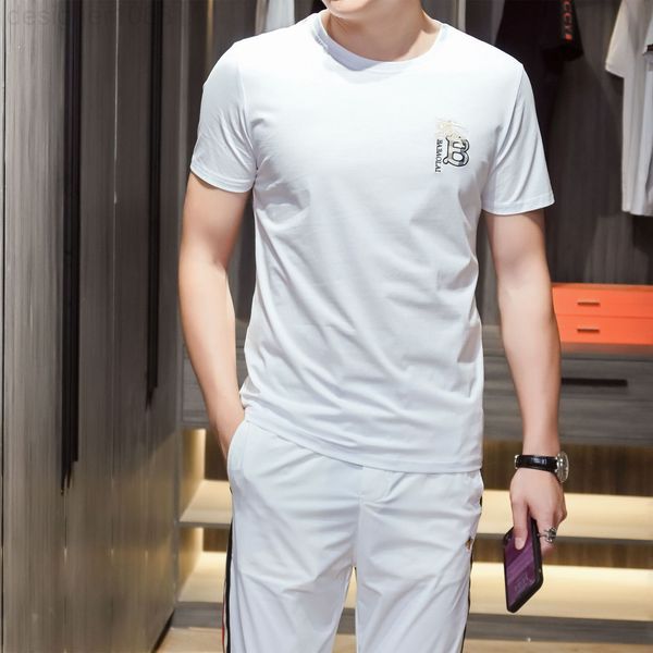 men's t-shirts designer 2021 new men's short sleeve t-shirt sports round neck slim fit printing casual half embroidery trendy wear, White;black
men's t-shirts designer 2021 new men's short sleeve t-shirt sports round neck slim fit printing casual half embroidery trendy wear, White;black