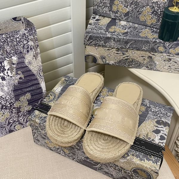 2022 designer luxury straw sandals fishman platform slipper mule lady summer flat heel slippers slides flip flops women beach outdoor latest, Black
2022 designer luxury straw sandals fishman platform slipper mule lady summer flat heel slippers slides flip flops women beach outdoor latest, Black