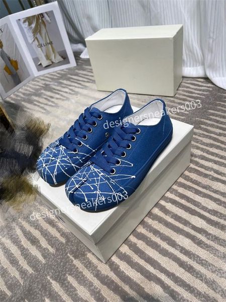 women black sneakers knit fabric boots low platform shoes light rubber sole trainers runner shoes
women black sneakers knit fabric boots low platform shoes light rubber sole trainers runner shoes