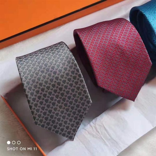fashion men's 100% silk tie jacquard yarn-dyed neckties standard brand gift box packaging2843, Blue;purple
fashion men's 100% silk tie jacquard yarn-dyed neckties standard brand gift box packaging2843, Blue;purple