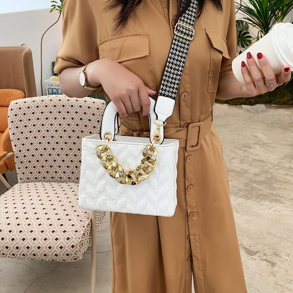 crossbody messange bags for women luxury s 2022 totes 's handbag chain lady messenger wide straps shoulder bag wholesale
crossbody messange bags for women luxury s 2022 totes 's handbag chain lady messenger wide straps shoulder bag wholesale