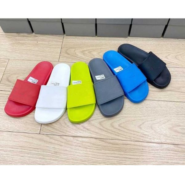 2022 candy solid colors beach slippers women men designers luxury ladies flip flops loafers outdoor home slides fashion slide slipper sandal, Black
2022 candy solid colors beach slippers women men designers luxury ladies flip flops loafers outdoor home slides fashion slide slipper sandal, Black