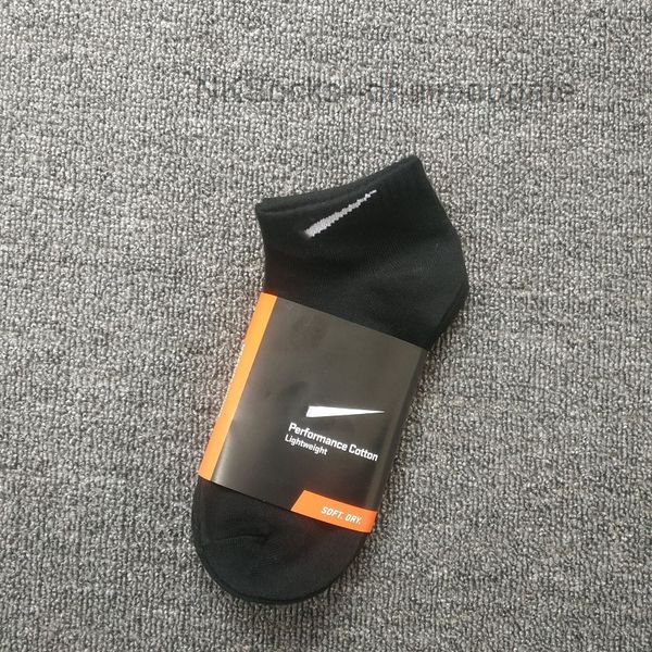 men's fashion classic socks 3 pairs of 1 card hook brand designer versatile sports sock men women luxury wear medium short sportsocks y, Black
men's fashion classic socks 3 pairs of 1 card hook brand designer versatile sports sock men women luxury wear medium short sportsocks y, Black