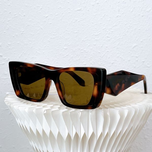2022 new camouflage leopard print sunglasses fashion trend small frame korean version of the net red ins wind glasses frame personality, White;black
2022 new camouflage leopard print sunglasses fashion trend small frame korean version of the net red ins wind glasses frame personality, White;black