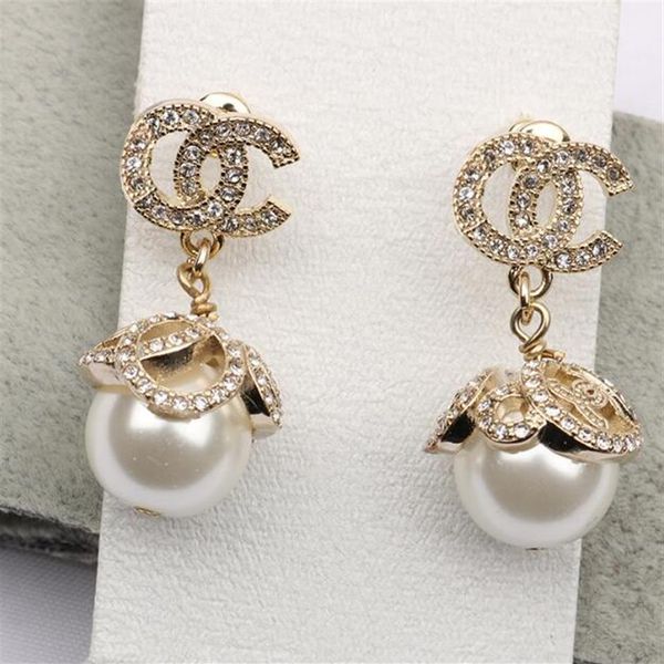 22ss 11style design 18k gold plated copper women letters stud long dangle earrings luxury geometric 925 silver rhines240o, Golden;silver
22ss 11style design 18k gold plated copper women letters stud long dangle earrings luxury geometric 925 silver rhines240o, Golden;silver