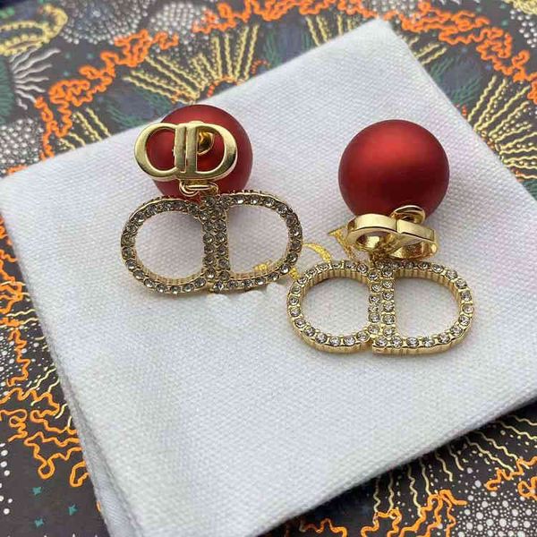 new diamond inlaid letter red fire pearl earrings feminine long style atmosphere versatile pendant jewelry sale, Golden
new diamond inlaid letter red fire pearl earrings feminine long style atmosphere versatile pendant jewelry sale, Golden