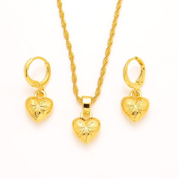 gold color women heatrt pendant necklace earrings fashion cute heart locket jewelry, Silver
gold color women heatrt pendant necklace earrings fashion cute heart locket jewelry, Silver