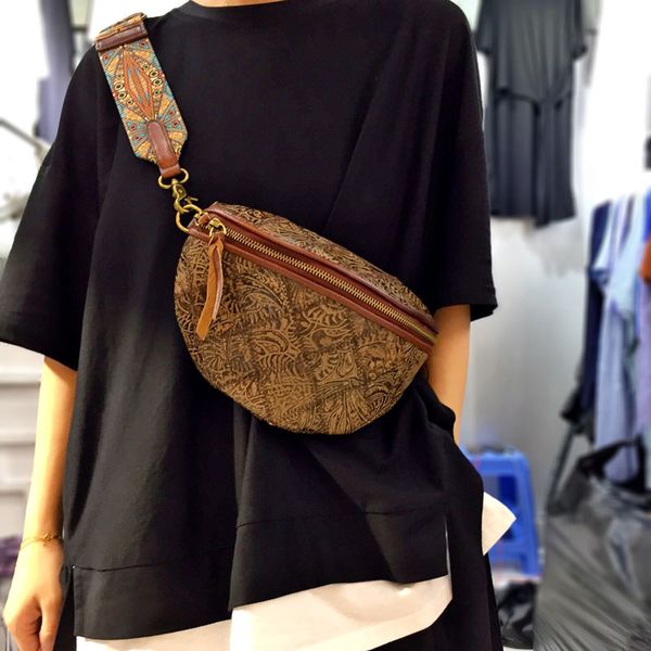 genuine leather crossbody waist bag for women luxury oversized fanny pack fashion belt chest bag korean money purse bum bag
genuine leather crossbody waist bag for women luxury oversized fanny pack fashion belt chest bag korean money purse bum bag