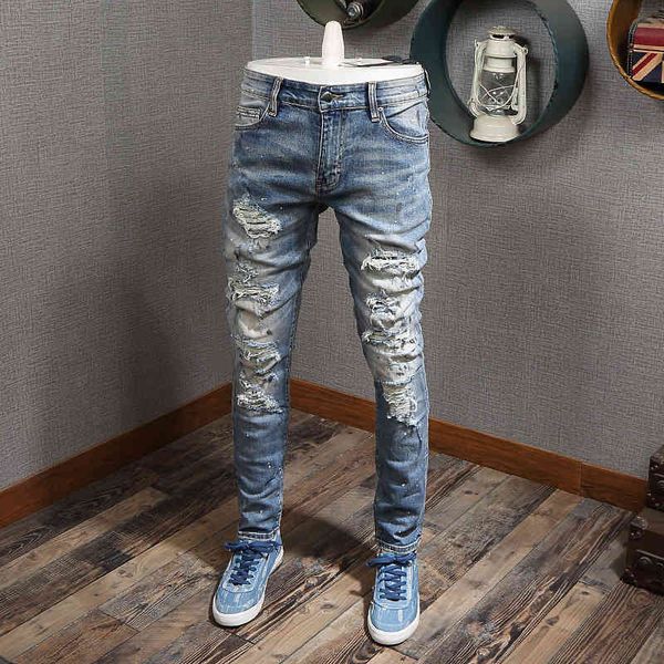 men's jeans high street light blue distressed elastic jeans men's slim little feet fashion brand pierced youth pants are versatile
men's jeans high street light blue distressed elastic jeans men's slim little feet fashion brand pierced youth pants are versatile
