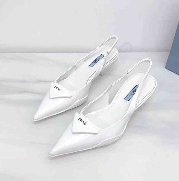summer new shallow mouth pointed triangular standard heel empty sandal thin heel, Black
summer new shallow mouth pointed triangular standard heel empty sandal thin heel, Black