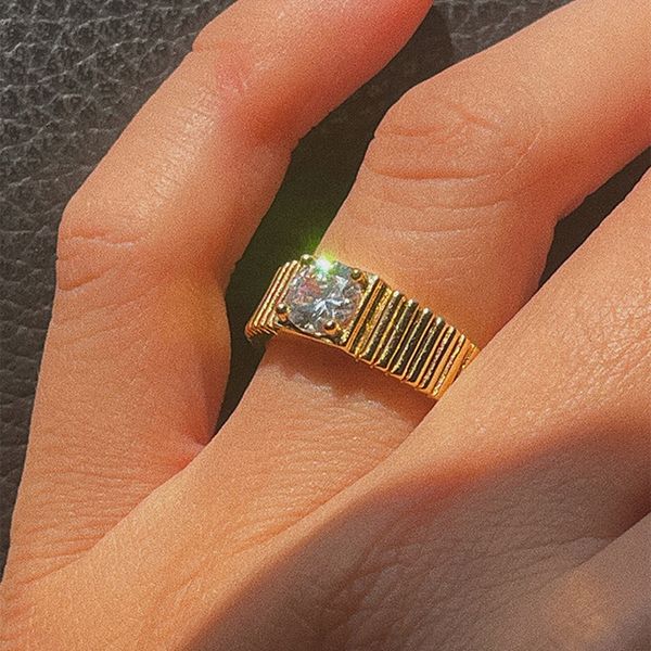 custom eternity band ring zirconia gemstone diamond stripe chunky ring18k gold plated jewelry stainless steel rings for women jdr201725, Golden;silver
custom eternity band ring zirconia gemstone diamond stripe chunky ring18k gold plated jewelry stainless steel rings for women jdr201725, Golden;silver