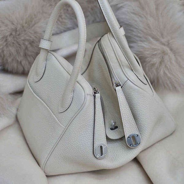 designer lindihandbag bag2022 tc leather lindi doctor bag leather women's one shoulder portable medicine
designer lindihandbag bag2022 tc leather lindi doctor bag leather women's one shoulder portable medicine