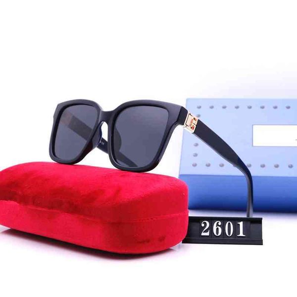 sunglasses overseas g men's and women's square tide street shooting polarizing glasses 2601, White;black
sunglasses overseas g men's and women's square tide street shooting polarizing glasses 2601, White;black