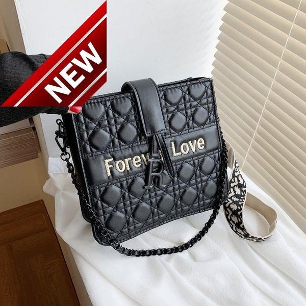 direct sale quality discount snet female 2022 new embroidered single shoulder chain msenger trend fashion women messenger bag
direct sale quality discount snet female 2022 new embroidered single shoulder chain msenger trend fashion women messenger bag