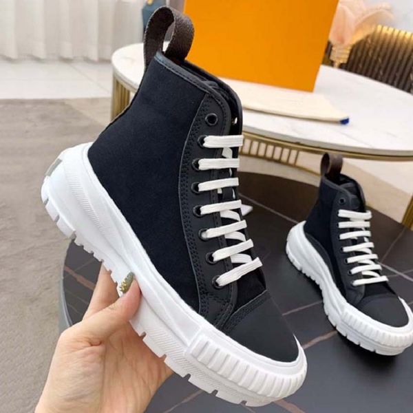classics women espadrilles flat designer shoes canvas and real lambskin loafers two tone cap toe fashion sneakers casual shoe brand002, Black
classics women espadrilles flat designer shoes canvas and real lambskin loafers two tone cap toe fashion sneakers casual shoe brand002, Black