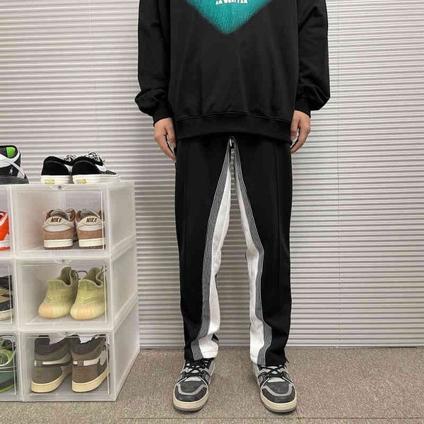 apaig original ribbon straight pants spring and summer black white stripes loose drop feeling zipper casual sportswear fashion, White;black
apaig original ribbon straight pants spring and summer black white stripes loose drop feeling zipper casual sportswear fashion, White;black