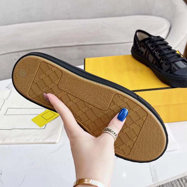 blazer mid 77 vintage blazers jumbo low men women casual shoes black white multi color white indigo pine green mens trainers designer platfo
blazer mid 77 vintage blazers jumbo low men women casual shoes black white multi color white indigo pine green mens trainers designer platfo