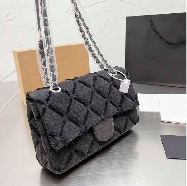 tz luxury mini flap designer bags cotton cowboy color classic handbags silver metal chain timeless diamond quilting crossbody bags women tot
tz luxury mini flap designer bags cotton cowboy color classic handbags silver metal chain timeless diamond quilting crossbody bags women tot