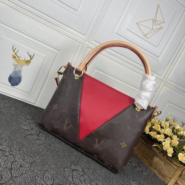 ladies handbag designer purse luxury chain strap inner compartment leather fashion classic with box size 36-27-16cm3512, Red;black
ladies handbag designer purse luxury chain strap inner compartment leather fashion classic with box size 36-27-16cm3512, Red;black