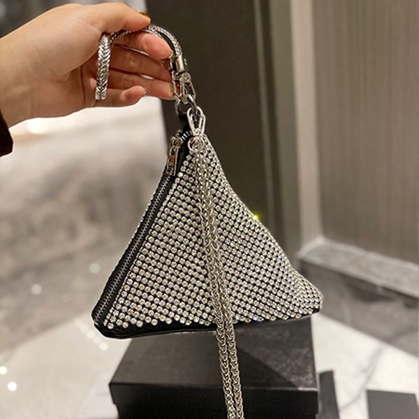 designer bag shining dinner bag diamond tote bags water glittering billing full letter chain messenger shoulder makeup punk
designer bag shining dinner bag diamond tote bags water glittering billing full letter chain messenger shoulder makeup punk