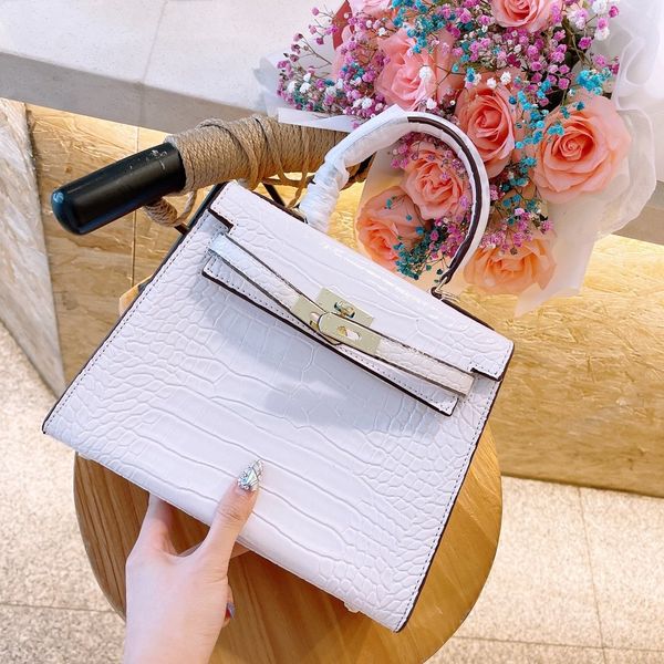 women's designers shoulder bag luxury tote purse handbag message bags cluth brand classic leather luggage crossbody croco with scarf
women's designers shoulder bag luxury tote purse handbag message bags cluth brand classic leather luggage crossbody croco with scarf