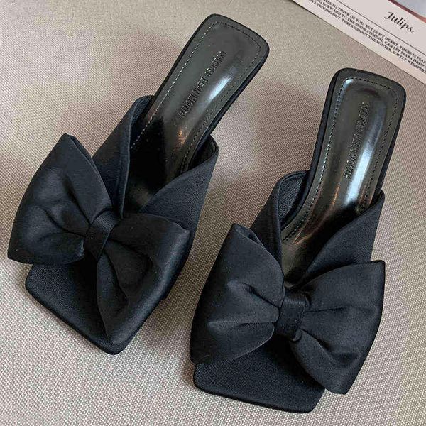 slippers fashion sandals woman slip on butterflyknot high heels female outdoor slides square toe ladies pumps shoes 220518, Black
slippers fashion sandals woman slip on butterflyknot high heels female outdoor slides square toe ladies pumps shoes 220518, Black