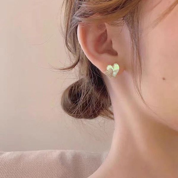 925 silver needle korean small shell love heart earrings female temperament ins internet celebrity minimalist peach heart stud earring earri, Golden
925 silver needle korean small shell love heart earrings female temperament ins internet celebrity minimalist peach heart stud earring earri, Golden
