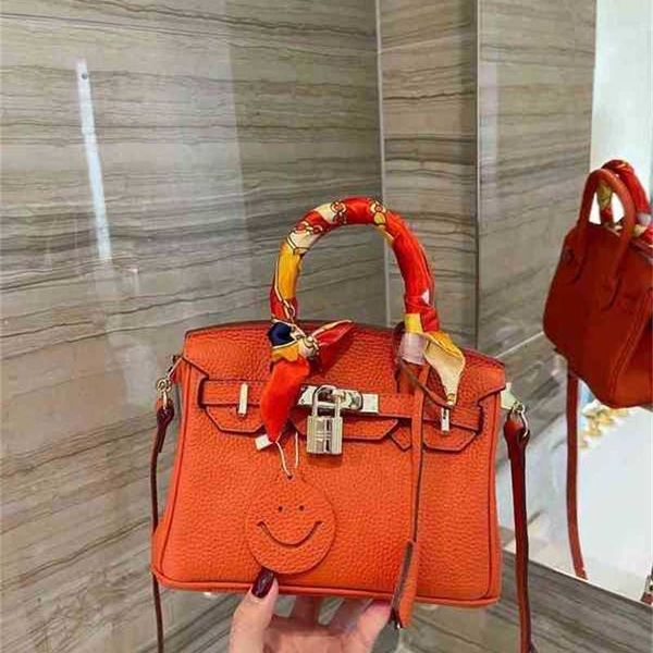 crossbody bags hemes luxury brand women's chain gold silver buckle leather one-shoulder messenger
crossbody bags hemes luxury brand women's chain gold silver buckle leather one-shoulder messenger