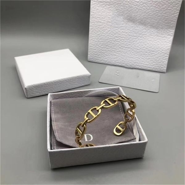 2022 fashion 20% off designer jewelry d high-end version letter opening bracelet women's light luxury fashion necklace, Black
2022 fashion 20% off designer jewelry d high-end version letter opening bracelet women's light luxury fashion necklace, Black