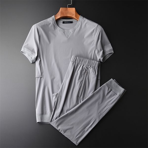 minglu summer sport men sets t shirts pants luxury silky short sleeve sport man sets plus size slim mens sets with pants lj201126, Gray
minglu summer sport men sets t shirts pants luxury silky short sleeve sport man sets plus size slim mens sets with pants lj201126, Gray