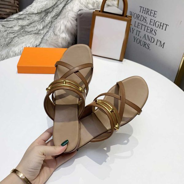 matt nude cross straps designers slippers women sandals luxurys summer beach outdoor flat slides holiday fashion shoes with box, Black
matt nude cross straps designers slippers women sandals luxurys summer beach outdoor flat slides holiday fashion shoes with box, Black